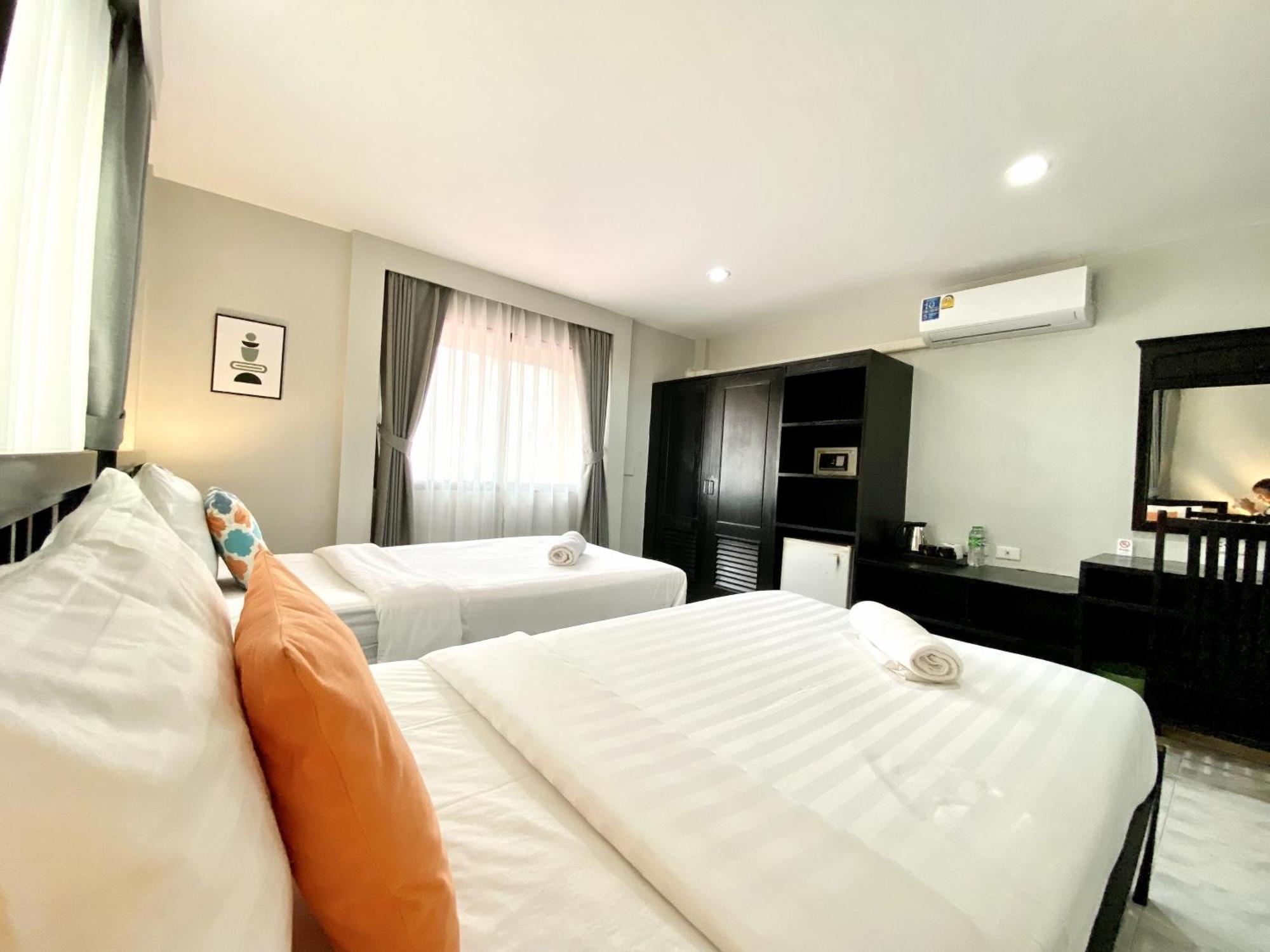 Beachwalk Minotel Patong Εξωτερικό φωτογραφία